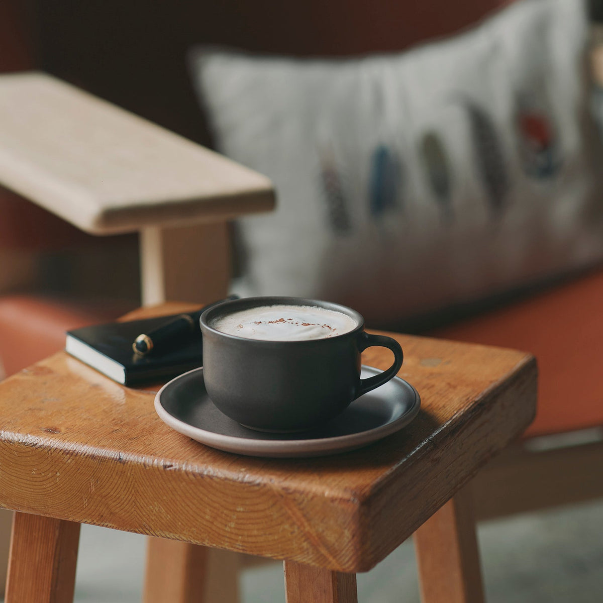 MUI cup & saucer 300ml/ 10oz